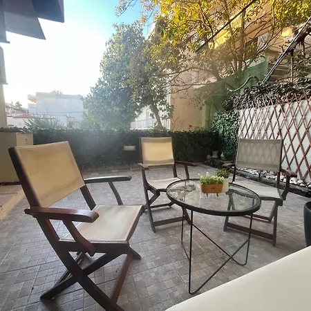 Chris & Mary Beautiful Yard Skg Апартаменты Салоники